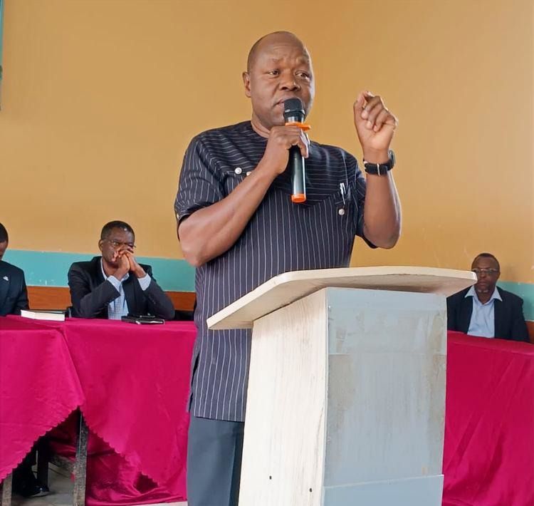 Vincent Akuka, Principal of State House Boys High School